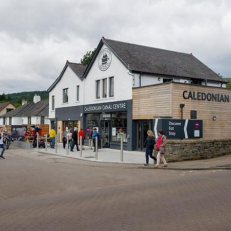 Lock Chambers, Caledonian Canal Centre Форт Аугустус Екстериор снимка